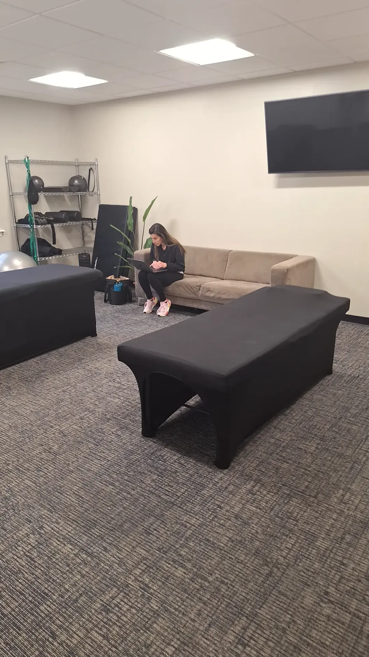 black and blue audio mixer