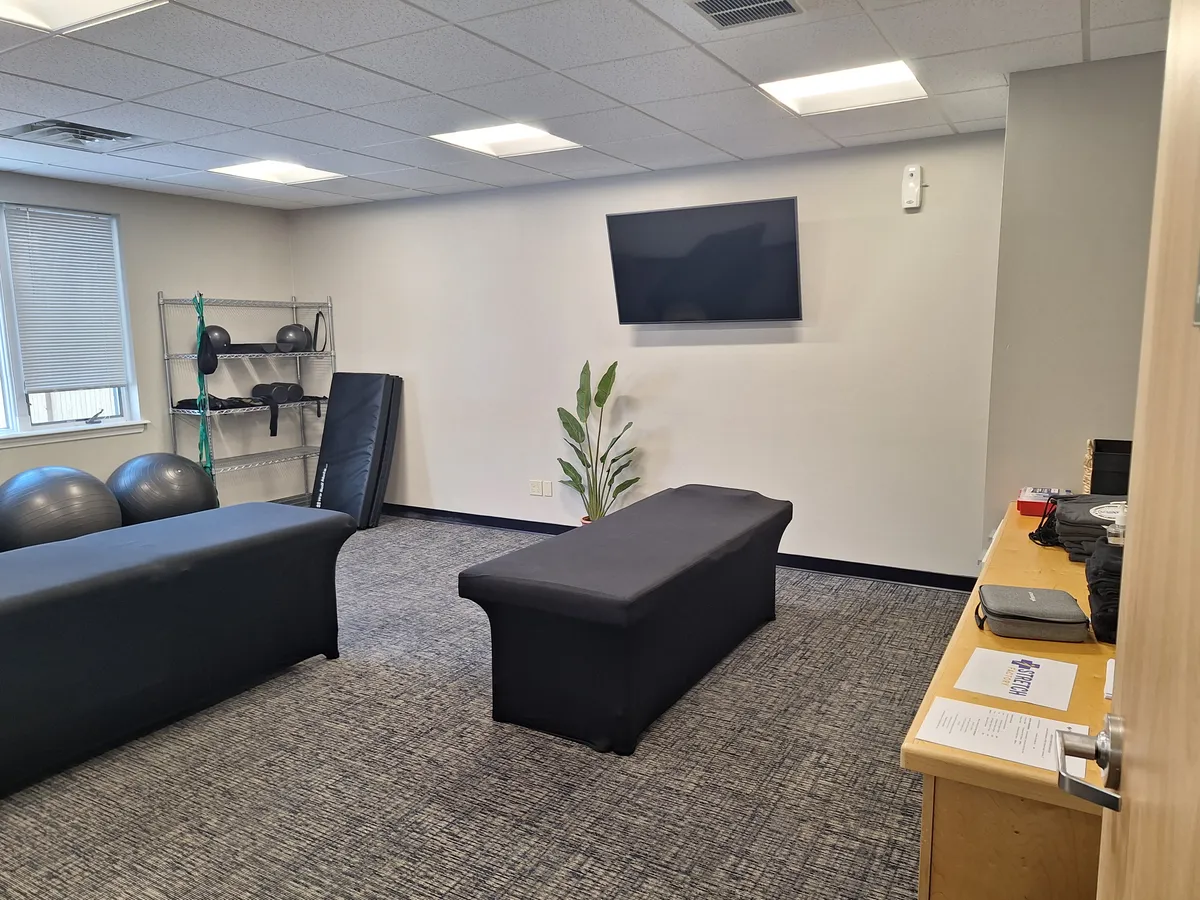 selective focus photography of green succulent plant